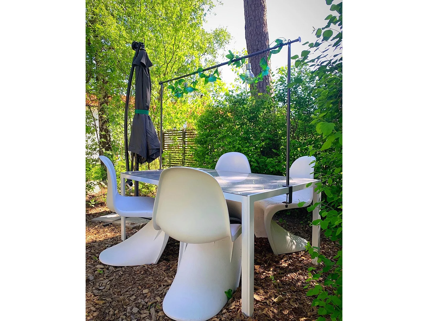 Table de salle à manger de jardin CATANIA 160 cm 91 cm Verre Gris