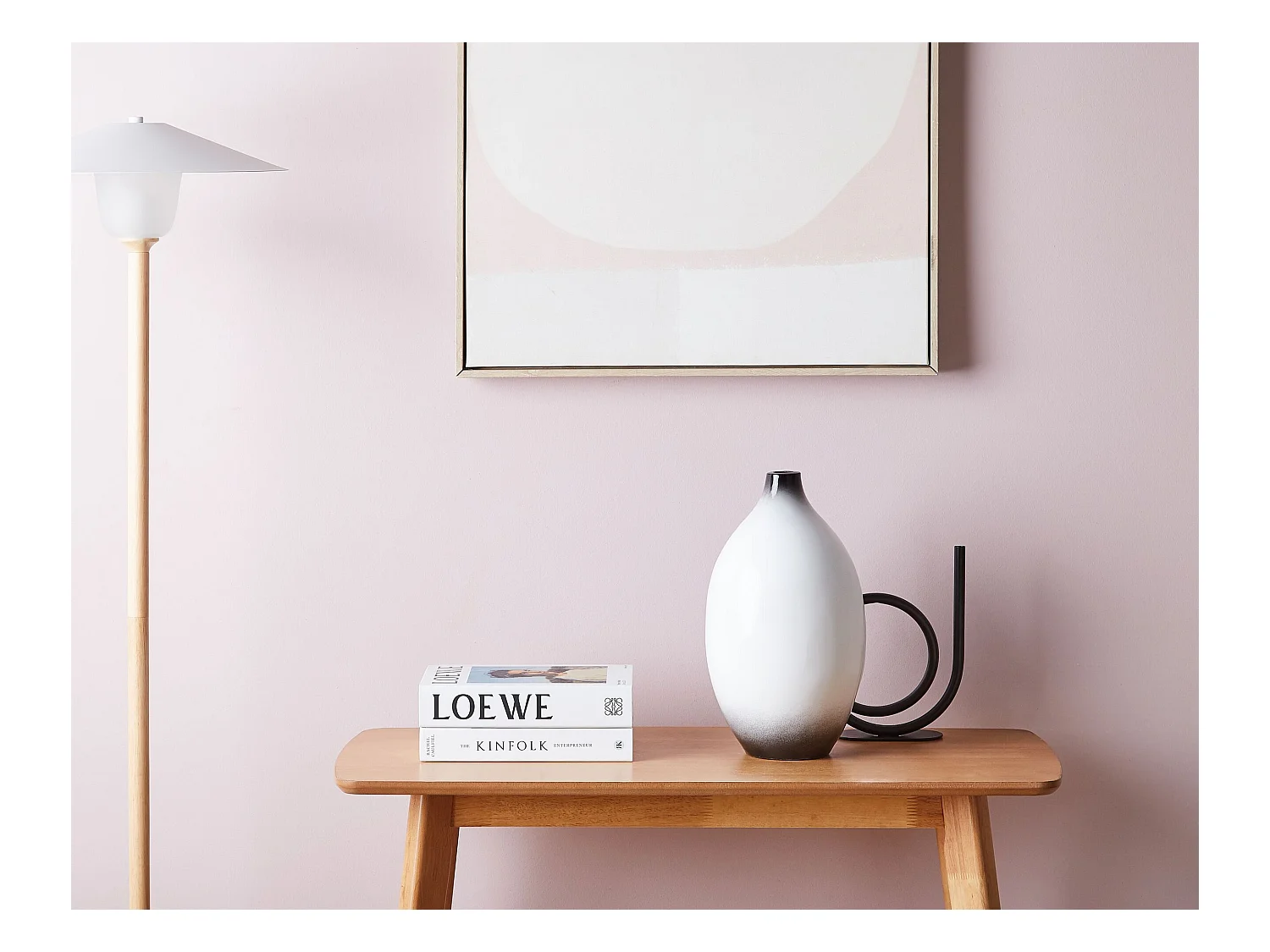 Formschöne Dekovase aus Terrakote 36 cm Schwarz / Weiß schattiert Baeza