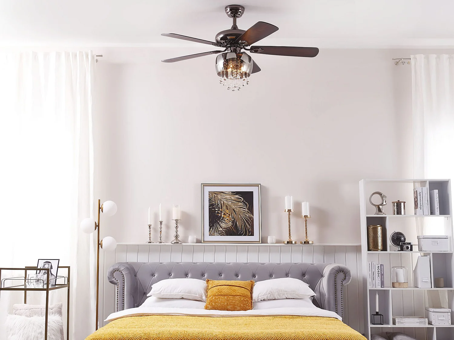 Ventilateur de plafond avec lampe noir et effet bois TOCANTIS