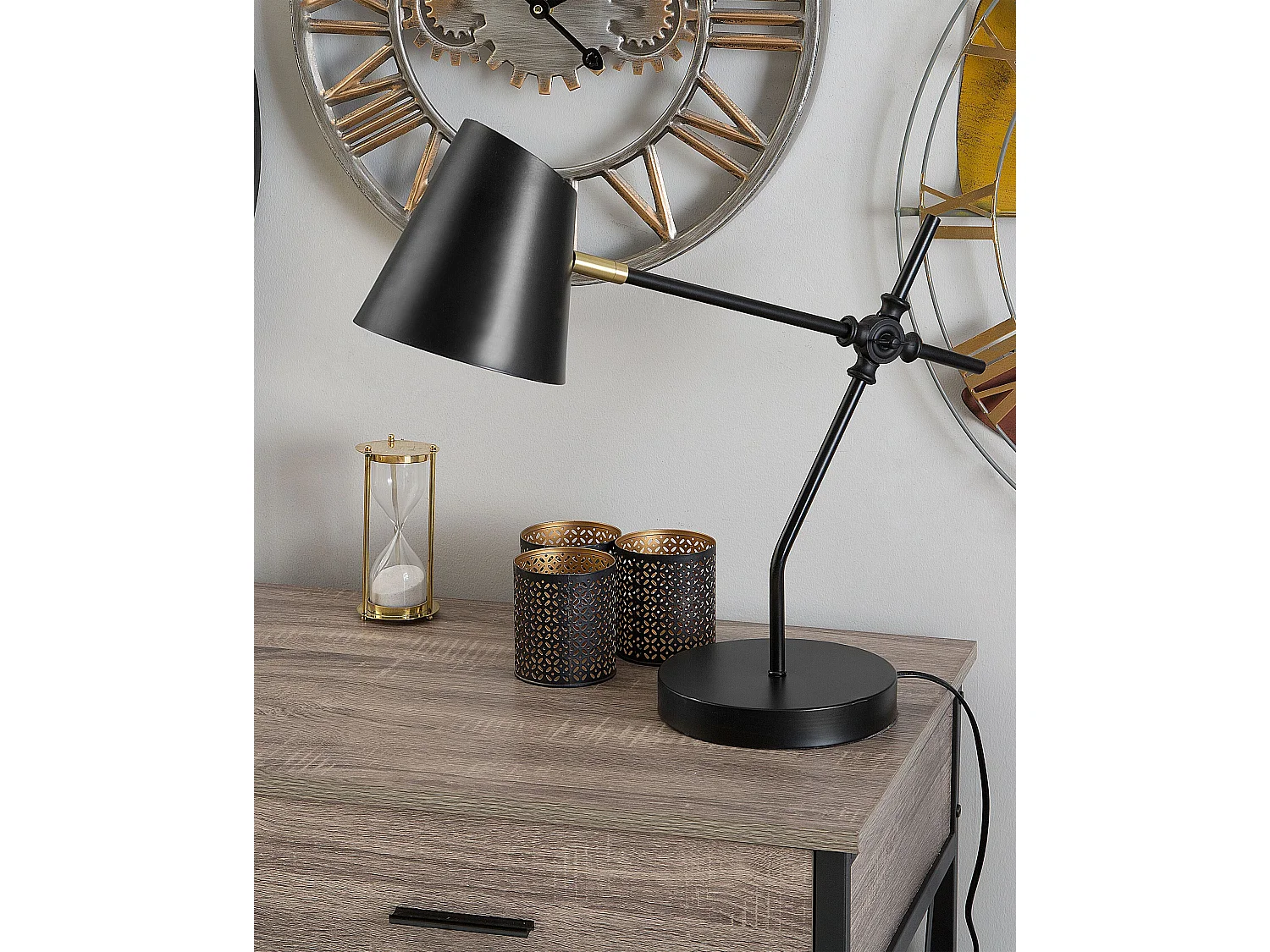 Moderne Büroleuchte asymmetrischer Lampenschirm Metall schwarz Horton