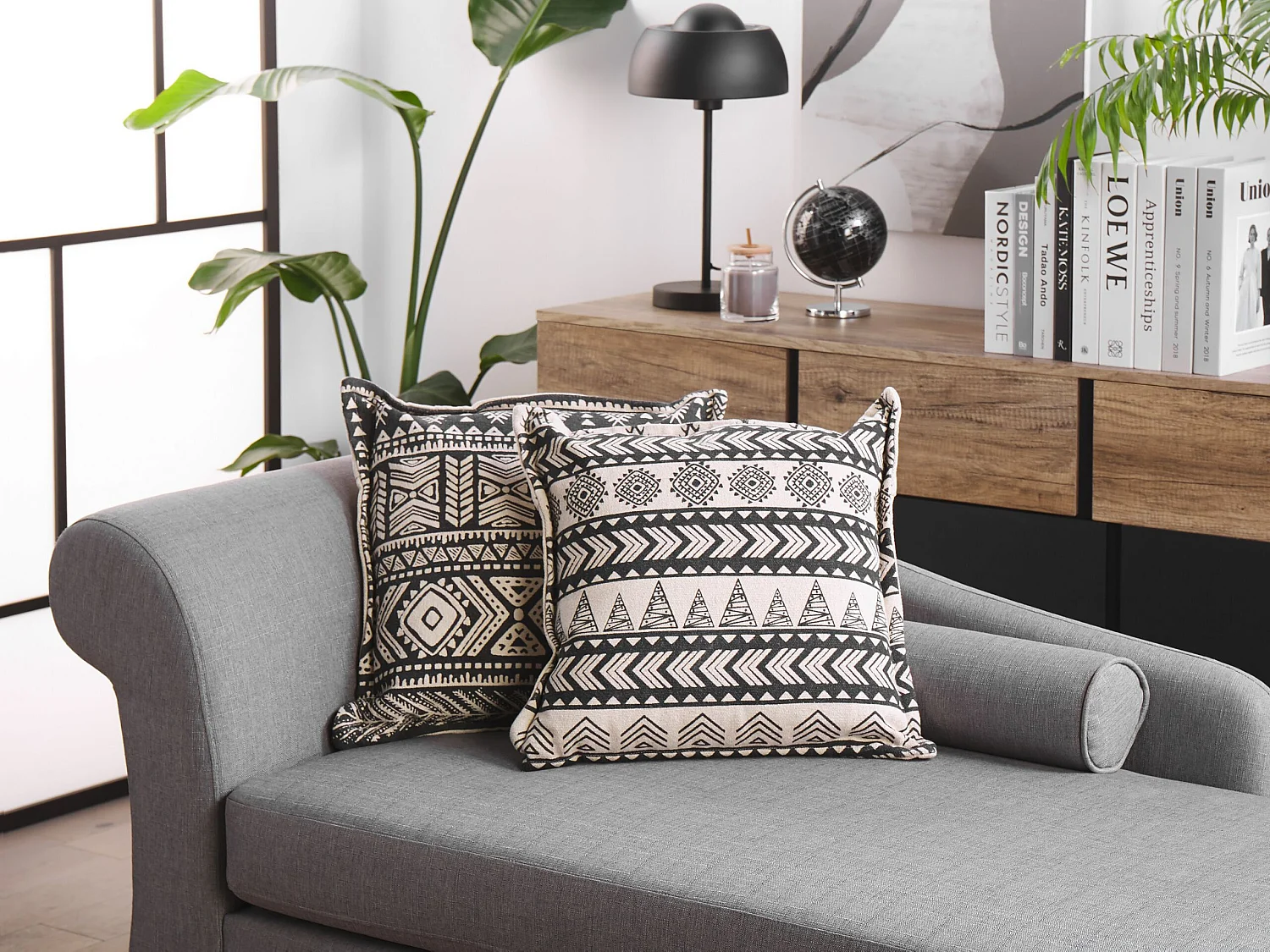 Lot de 2 coussins décoratifs HENTEPE Coton 45 x 45 cm Noir Motif géométrique