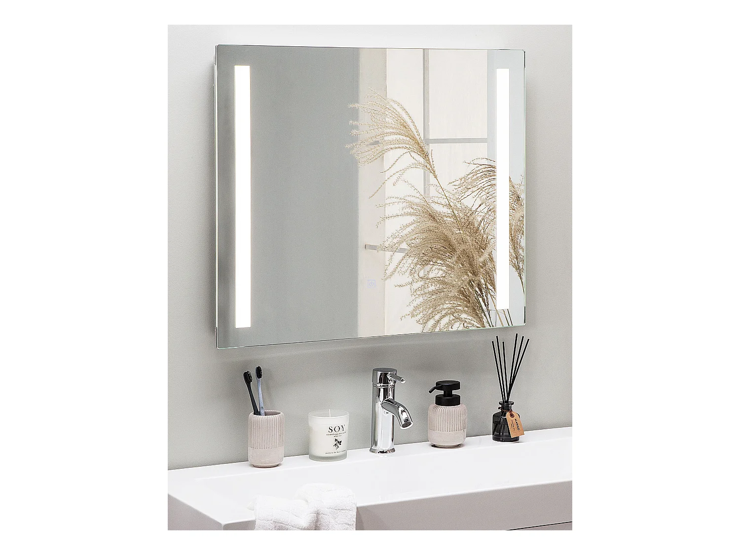 Miroir de salle de bain LED LIRAC 70 cm 60 cm Argenté