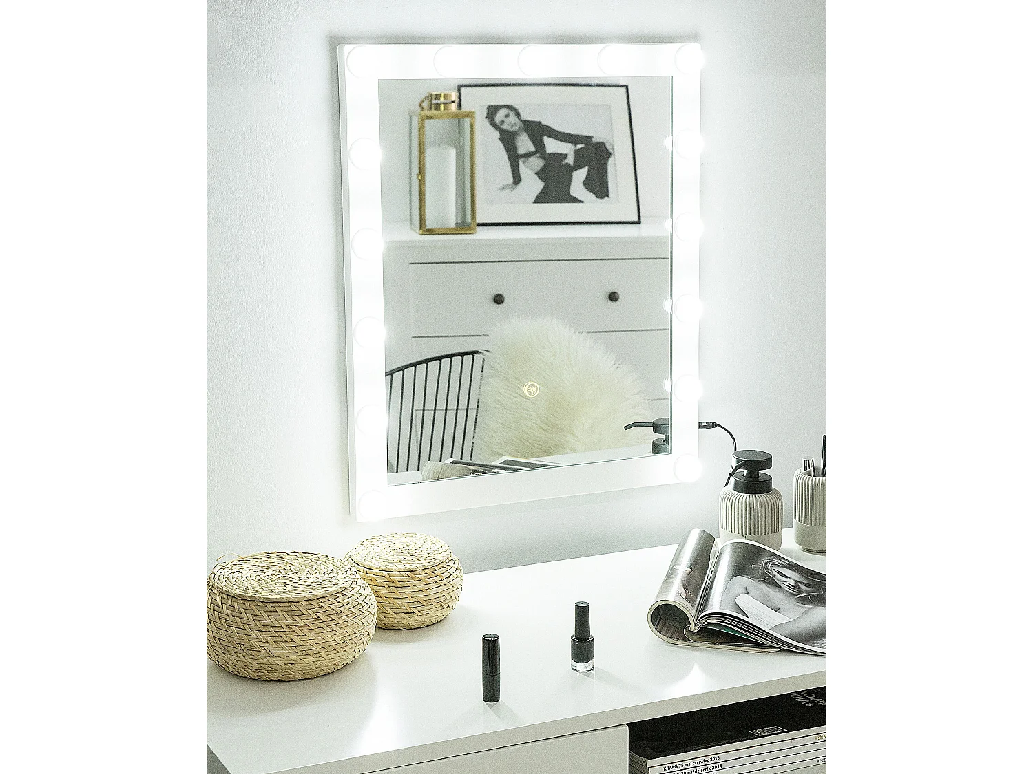 Miroir de salle de bain LED ODENAS 50 cm 60 cm Blanc