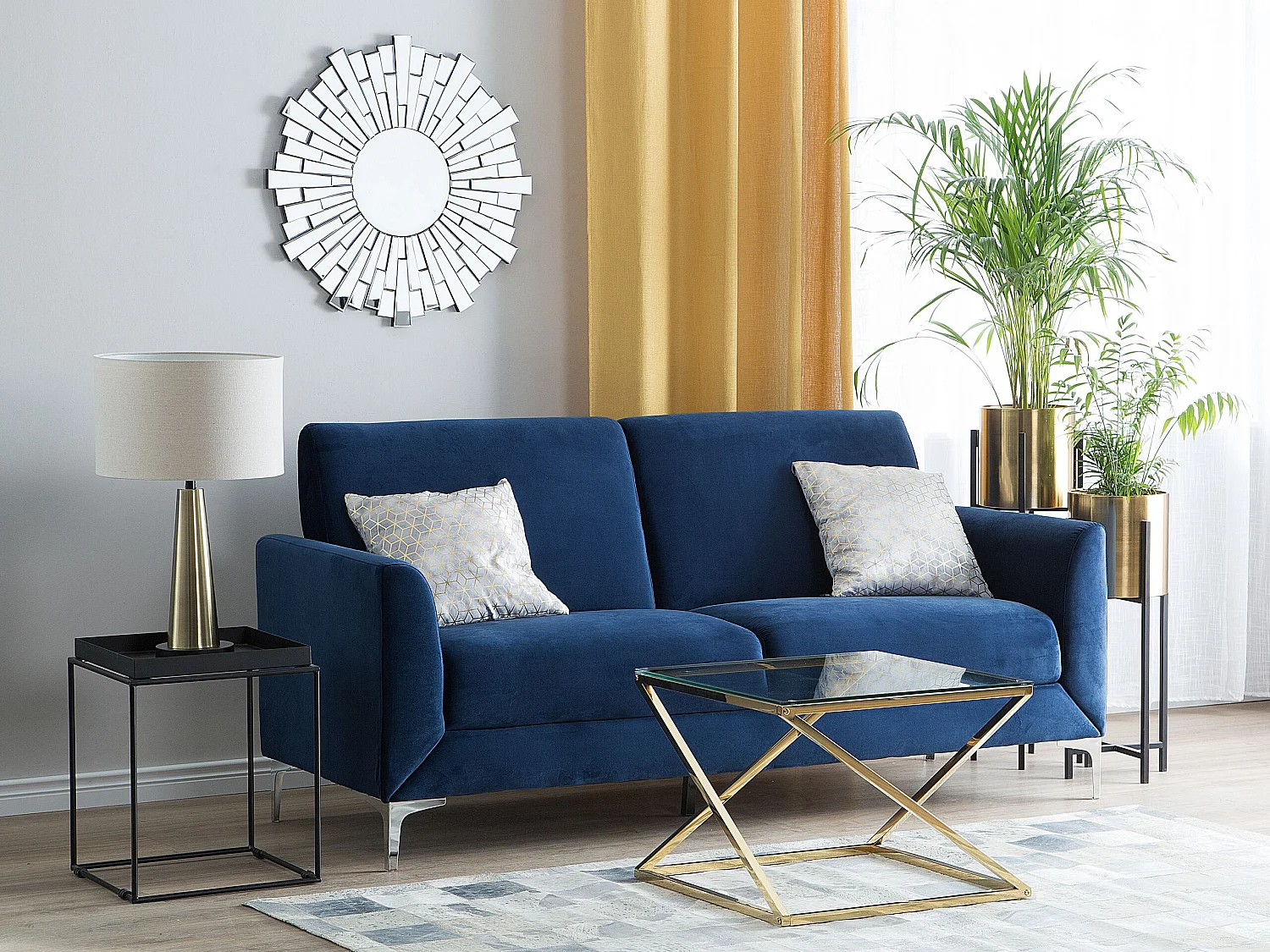 3-Sitzer Sofa Samt blau mit silbernen Metallfüßen dicke Sitzkissen Fenes