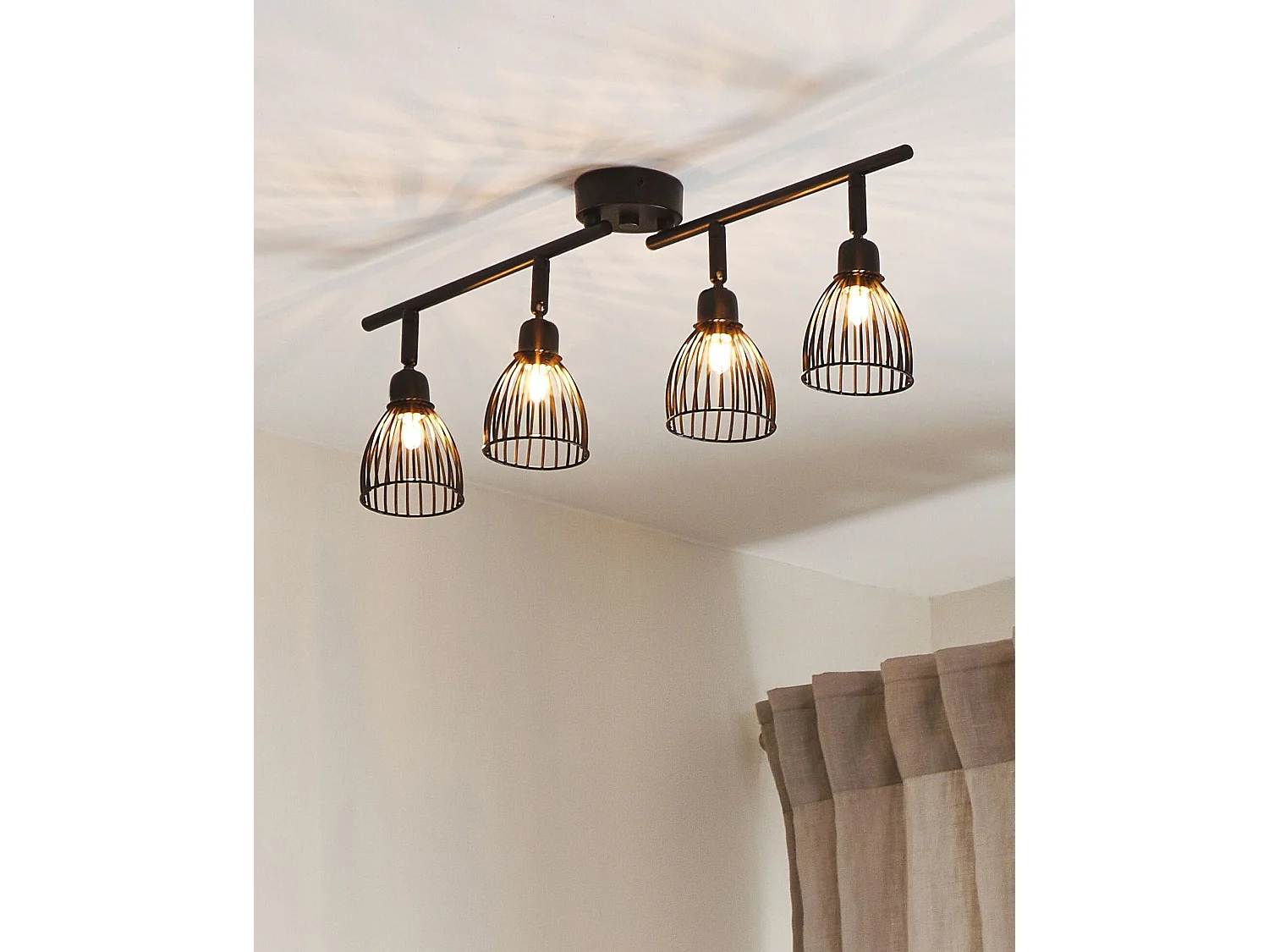 Lampa spot 4-punktowa GOLOK Regulowana Metal Czarny