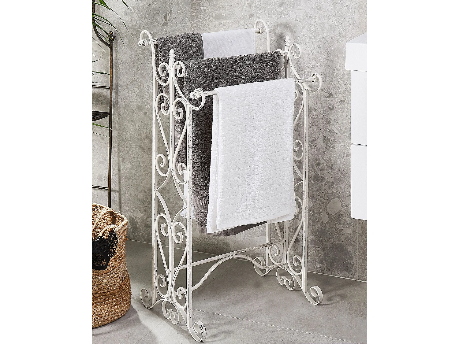 Towel Stand CHILLAN Metal White
