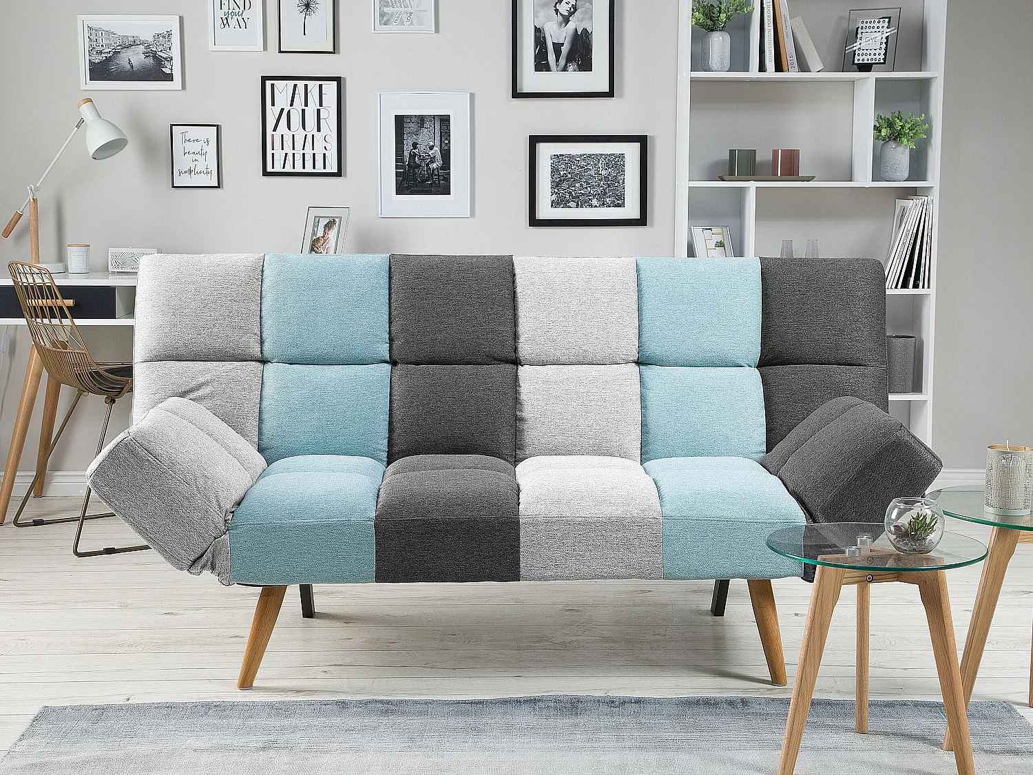 Schlafsofa in skandinavischem Stil klappbar Patchwork grau/blau Ingaro