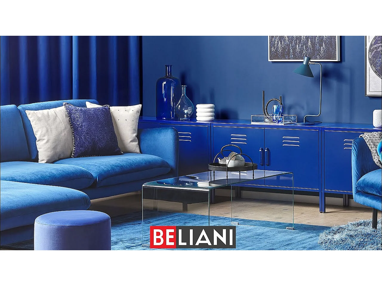 Fauteuil en velours bleu foncé VINTERBRO