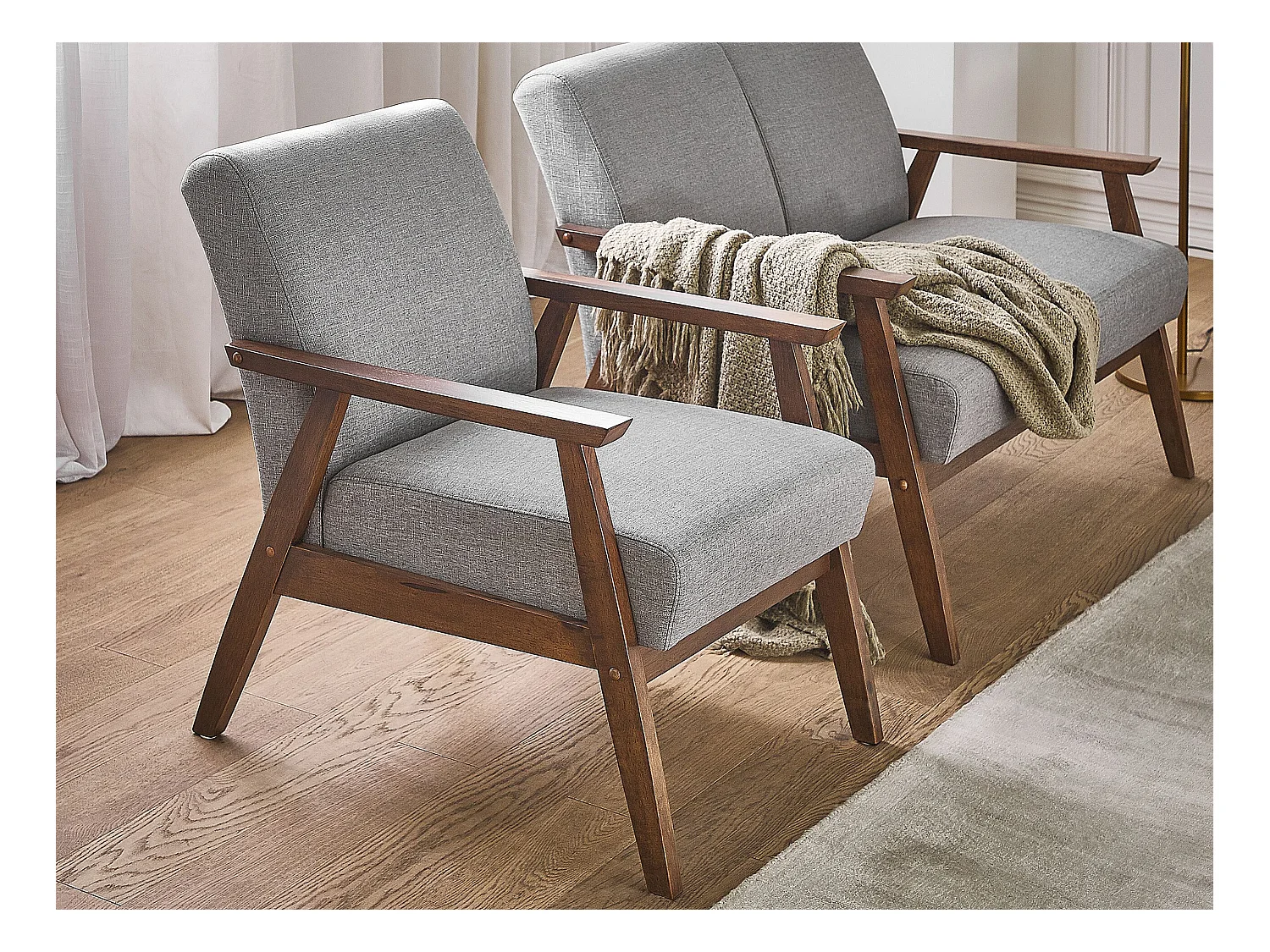 Retro Wohnzimmer Sessel Polsterbezug grau mit Armlehnen Holzgestell Asnes