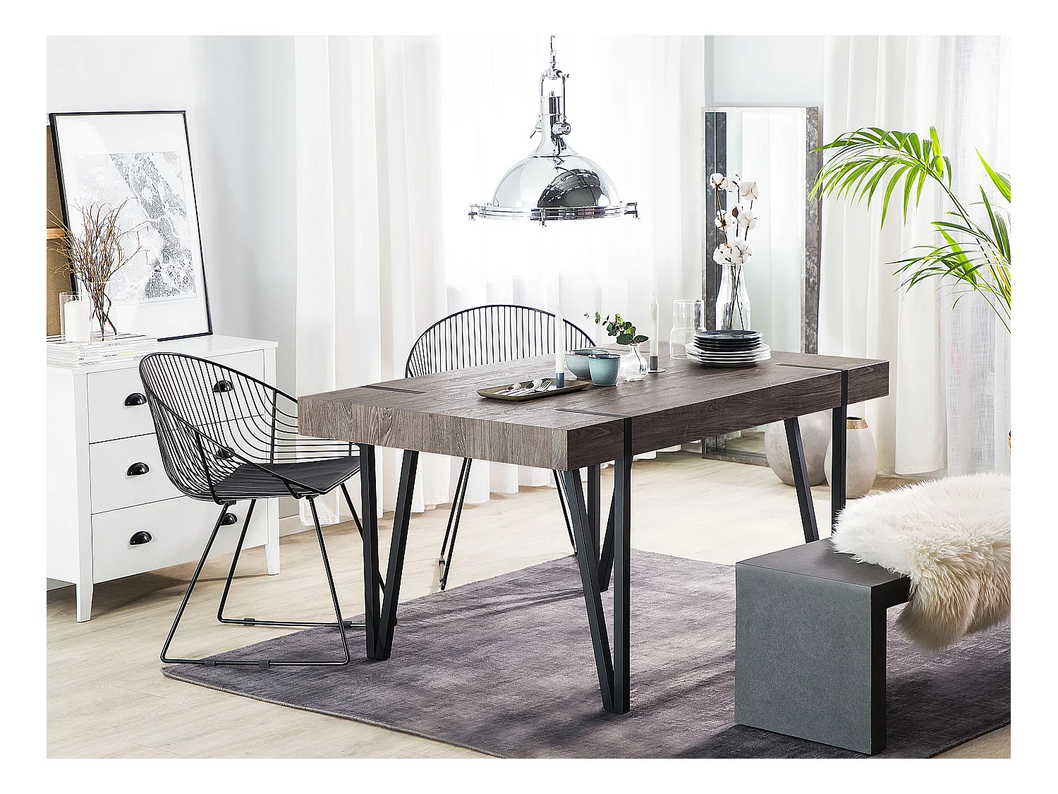 Robuster Esstisch mit industriellem Design 150 x 90 cm dunkelbraun/schwarz Adena