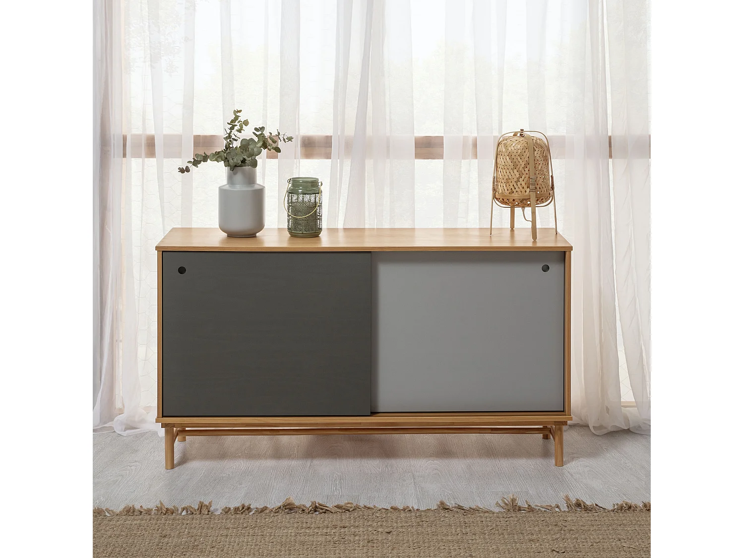 Buffet Magnus 2 portes coulissantes couleur Gris, bois massif, 140 cm Largeur