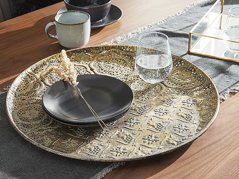 Rundes Deko-Tablett aus Metall in Gold Glamour Look Kitnos Wohnzimmer Küche