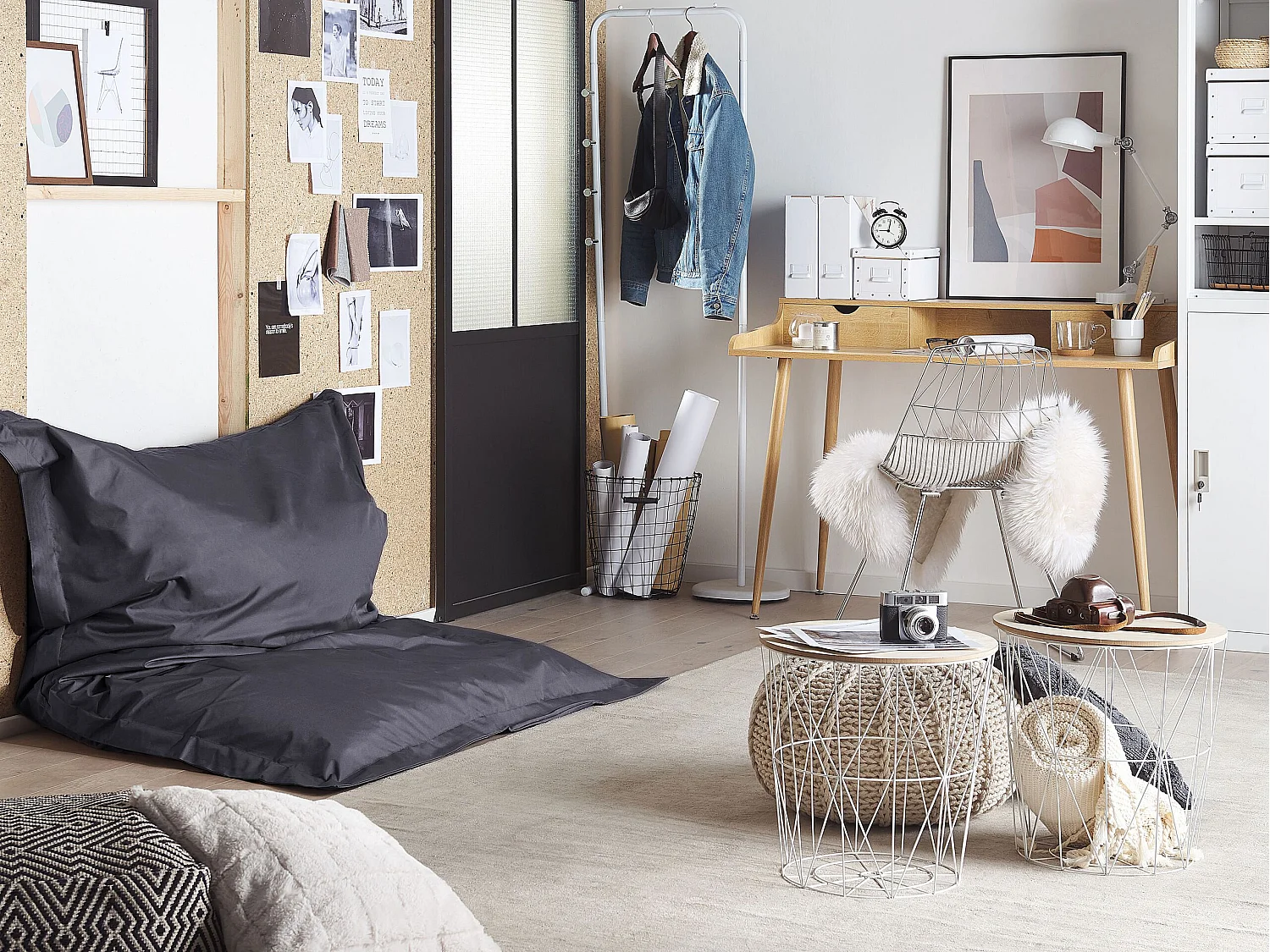 Pufe 300 L FUZZY 140 cm 180 cm Preto