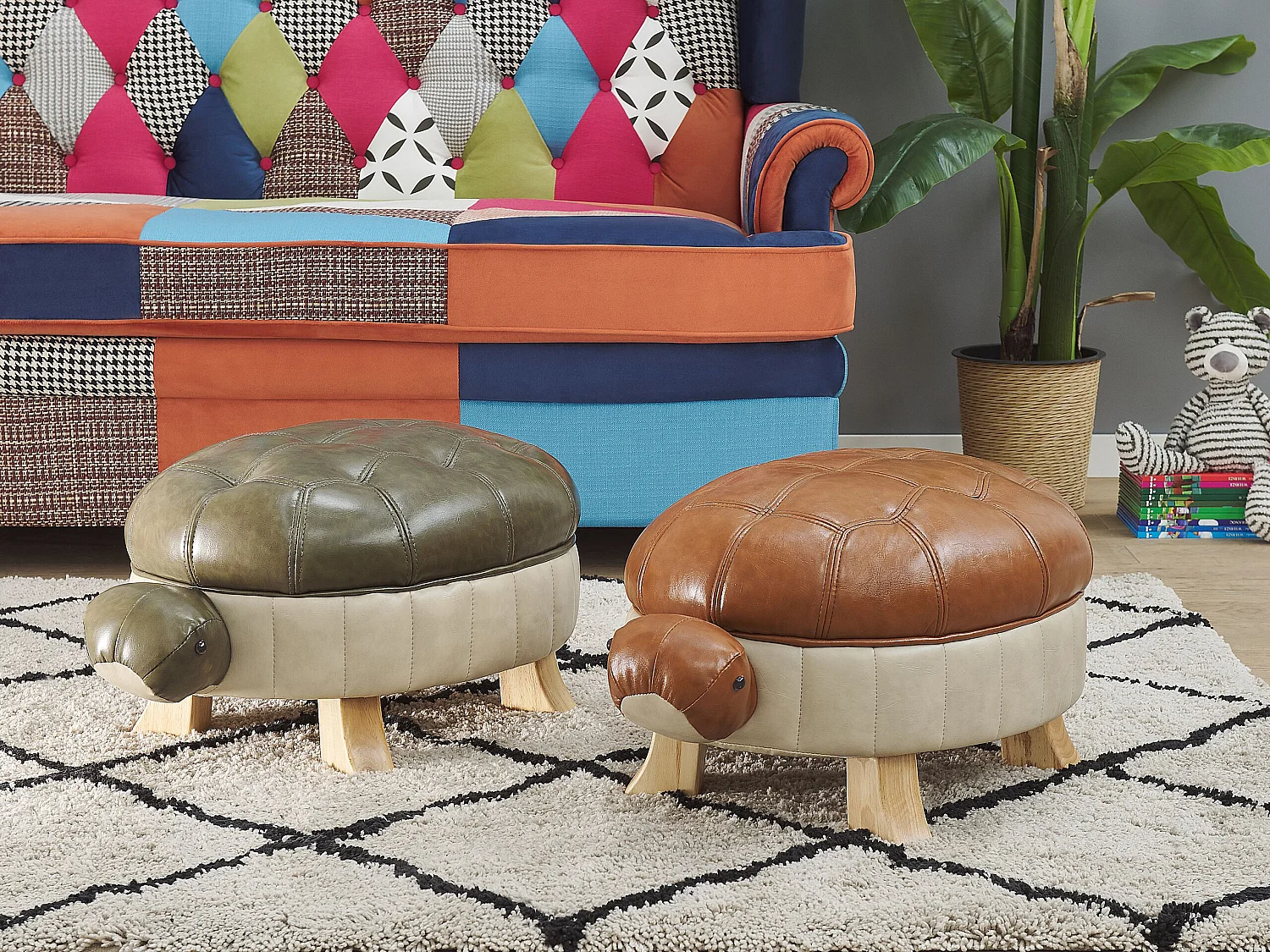 Süßer Hocker für Kinder in Schildkrötenform dunkelgrün / beige Lederoptik Turtle
