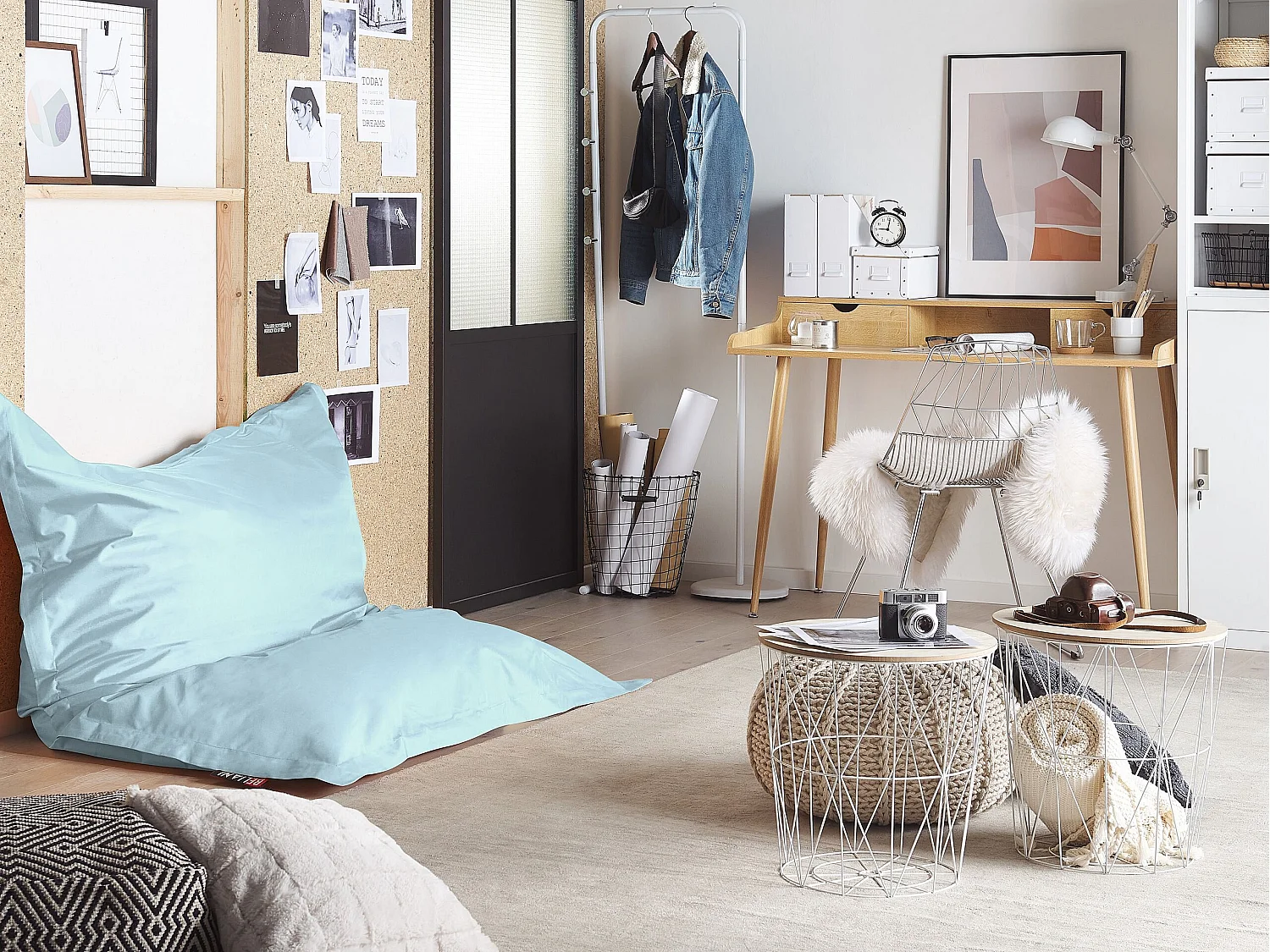 Pouf poire 300 L FUZZY 140 cm 180 cm Bleu clair