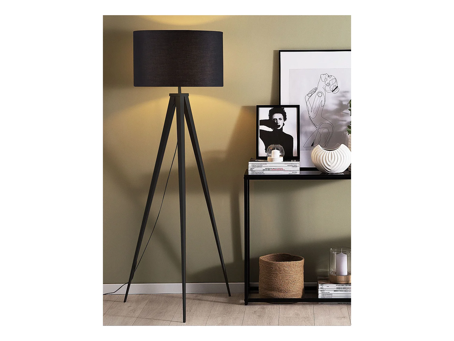 Elegante Stehlampe Dreifuß Lampenschirm aus Polybaumwolle Schwarz Stiletto