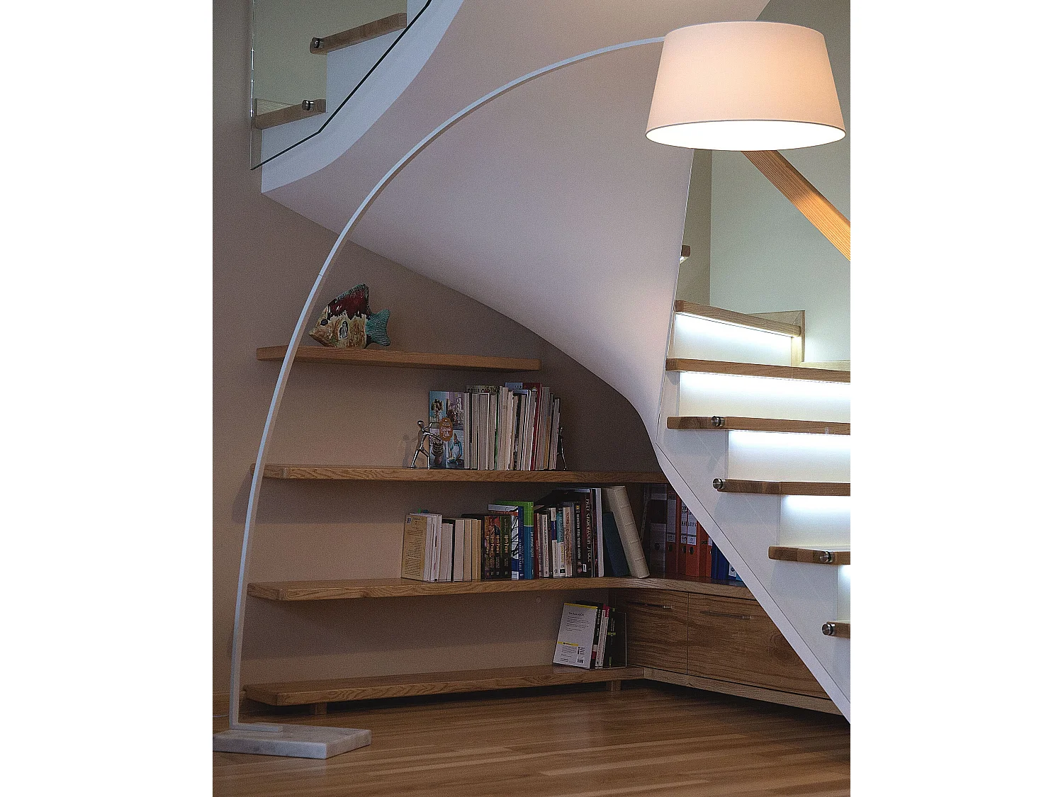 Lampada da pavimento BENUE Metallo Bianco