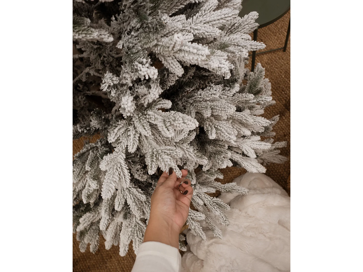 Sapin de Noël artificiel recouvert de neige 120 cm FORAKER