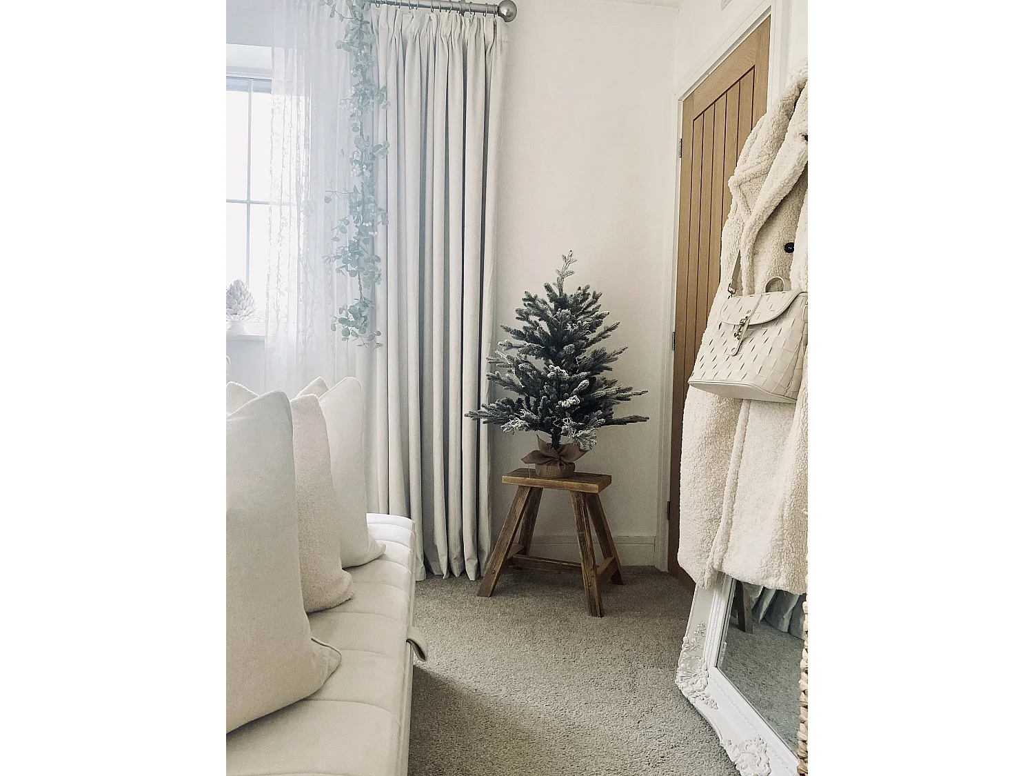 Sapin de Noël avec effet neige 90 cm vert RINGROSE