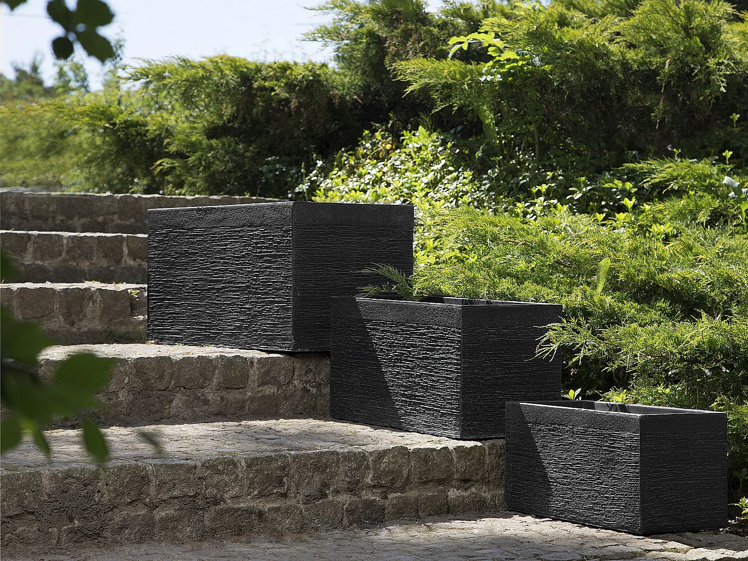 Praktischer Blumentopf 50 x 23 x 24 cm Steingemisch in schwarz Myra