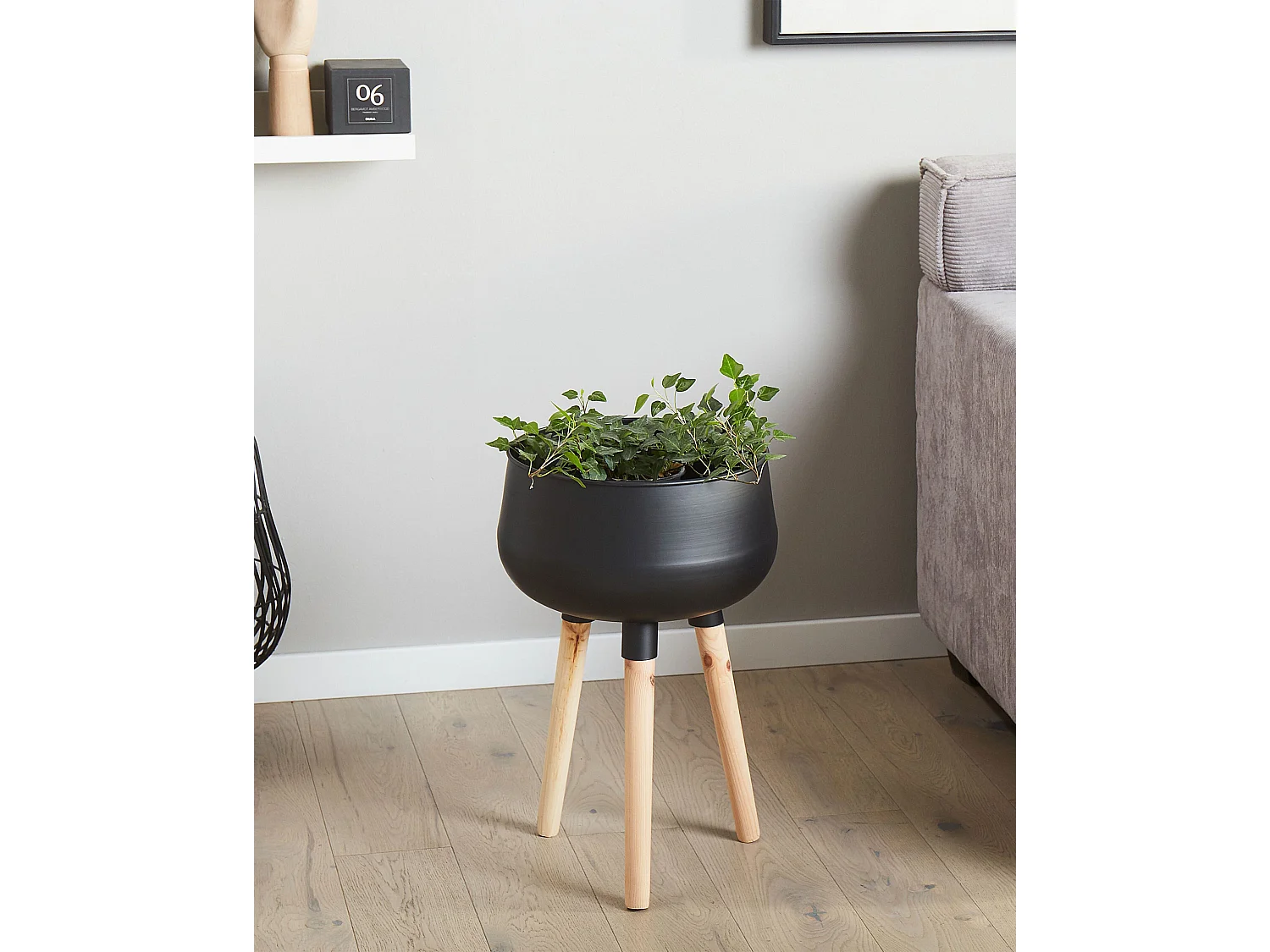 Doniczka na nóżkach AGROS Metal 30 cm Czarny