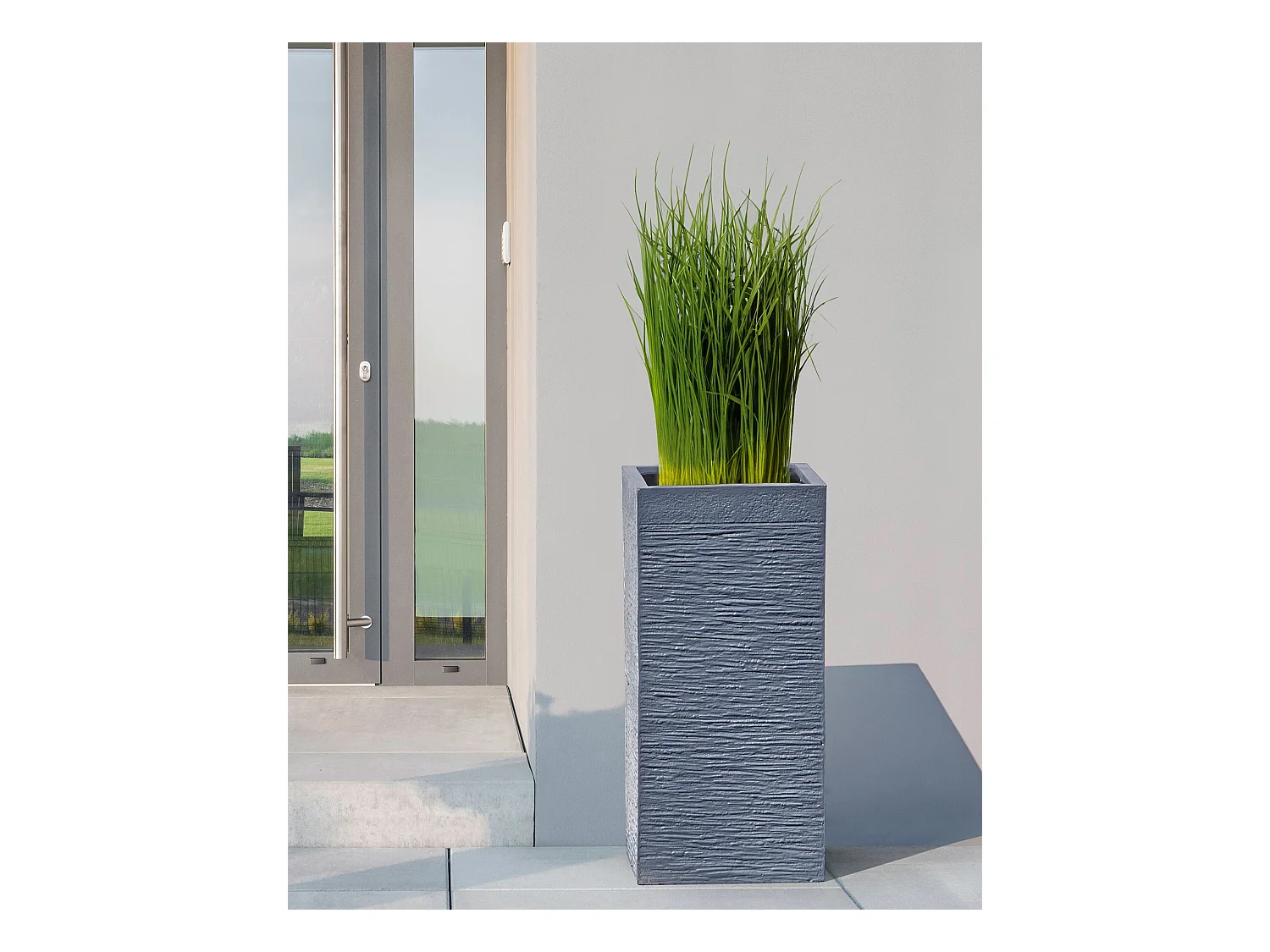 Blumentopf grau quadratisch 33 x 33 x 70 cm mit Loch moderner Stil DION