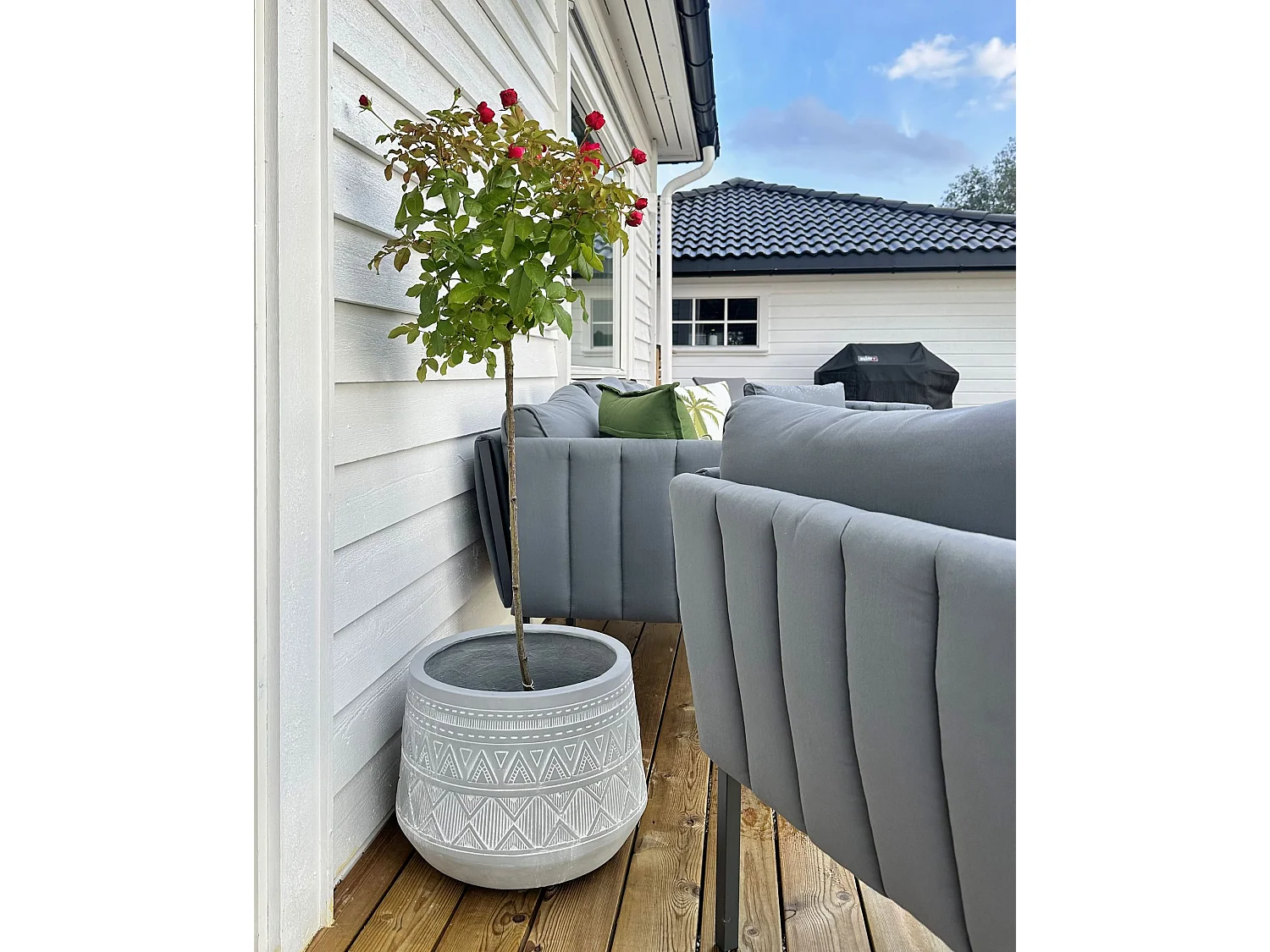 Blumentopf mit Beinen MALAKI Keramik 44 cm Hellgrau