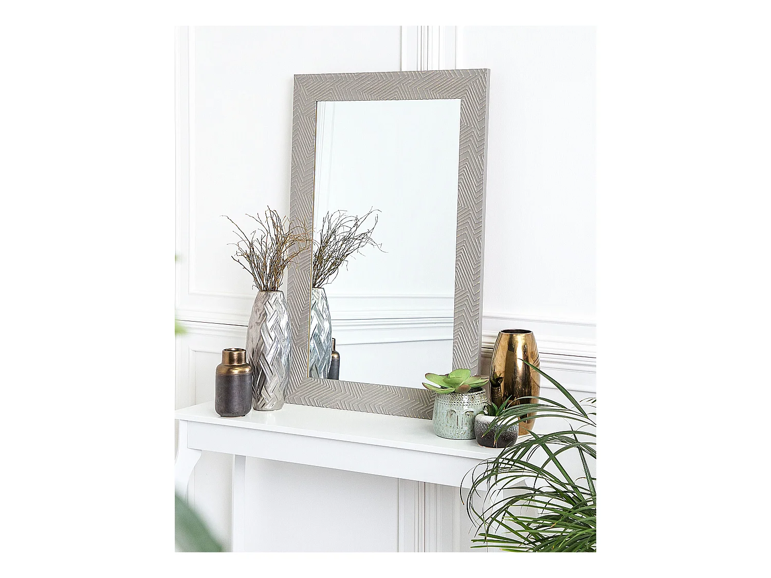 Wandspiegel NEVEZ 60 cm 91 cm Grau