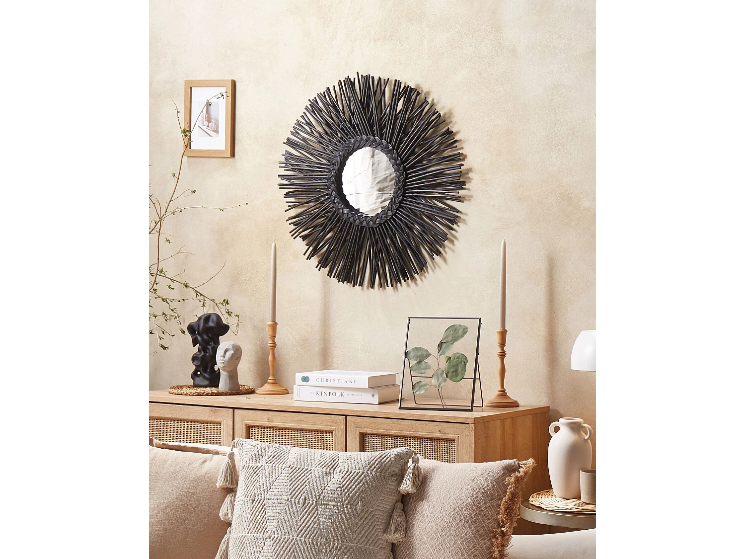 Wandspiegel schwarz aus Rattan in Sonnenform mit Zopfmuster rund 60 cm Kalasin