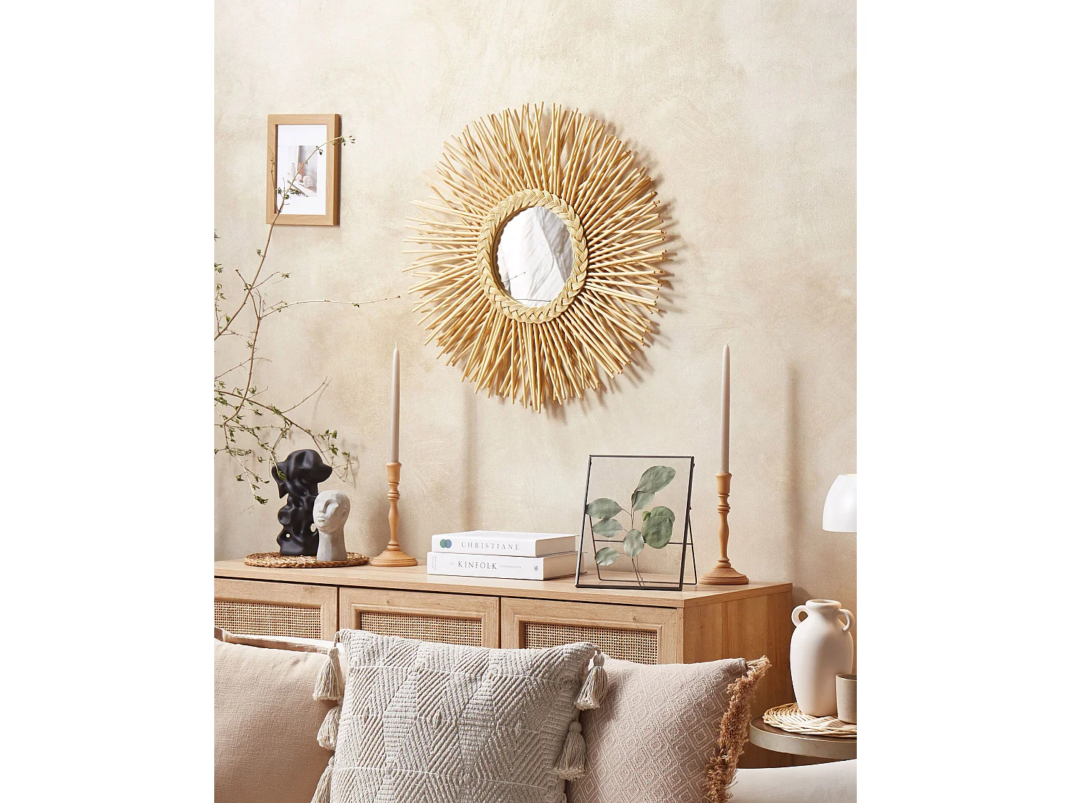 Origineller Wandspiegel natürlich aus Rattan Sonnenform rund Boho 60 cm Kalasin