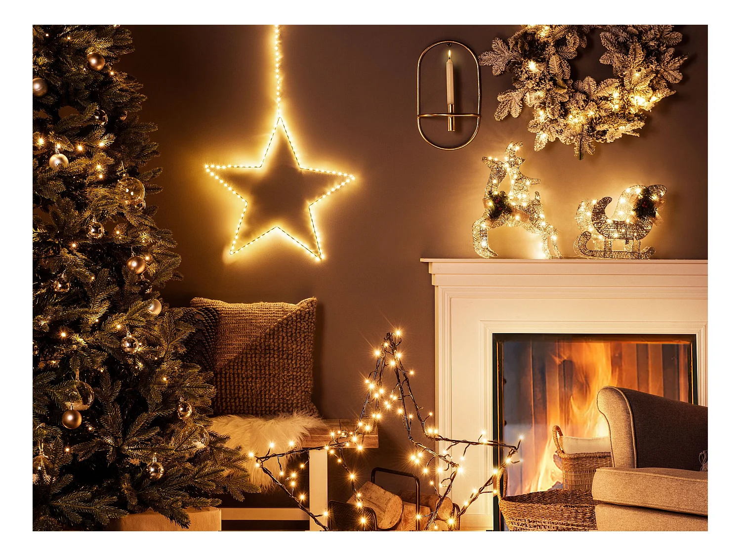 Dekoracja ogrodowa LED renifer z saniami 41 cm srebrna ENODAK