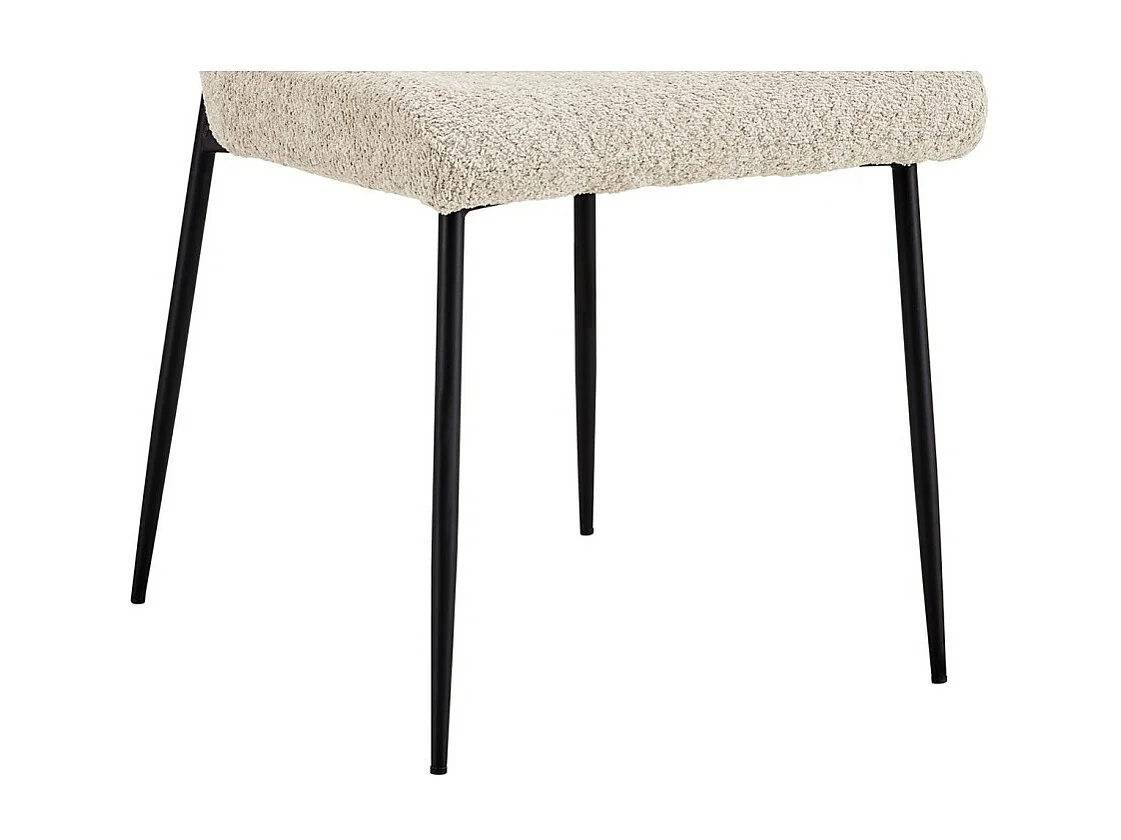 Cadeira com revestimento Bouclé para sala de jantar na cor Bege. Coleção LISE