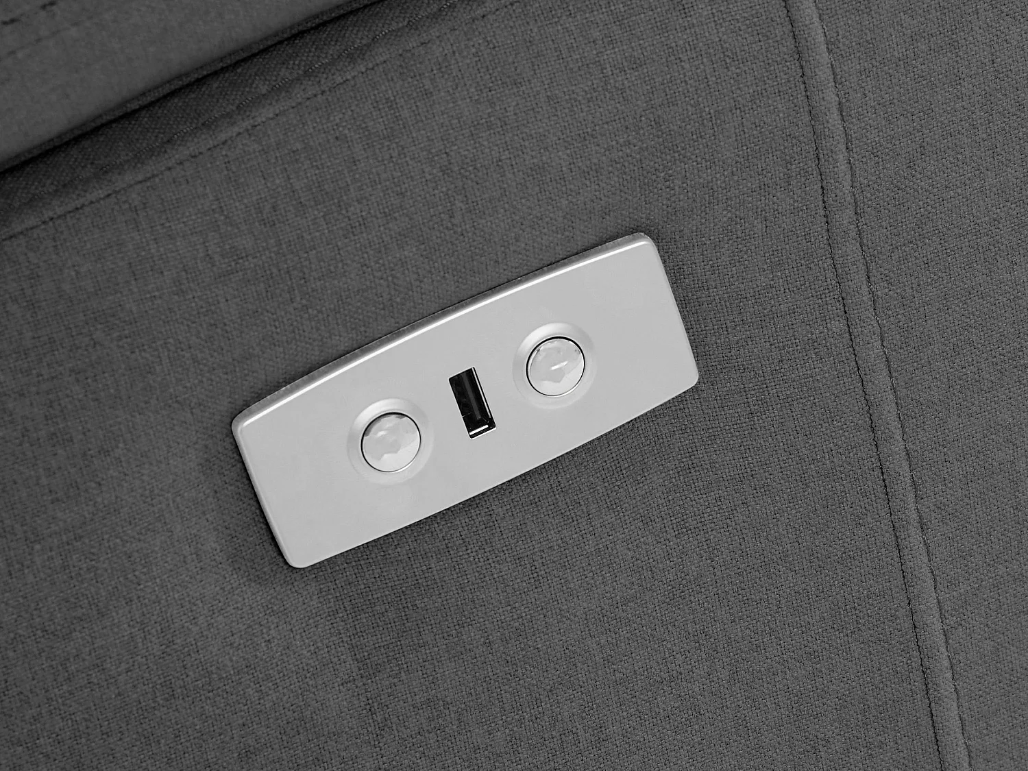 Rayland | Sofá Chaiselong 3 Lugares Direito Elétrico