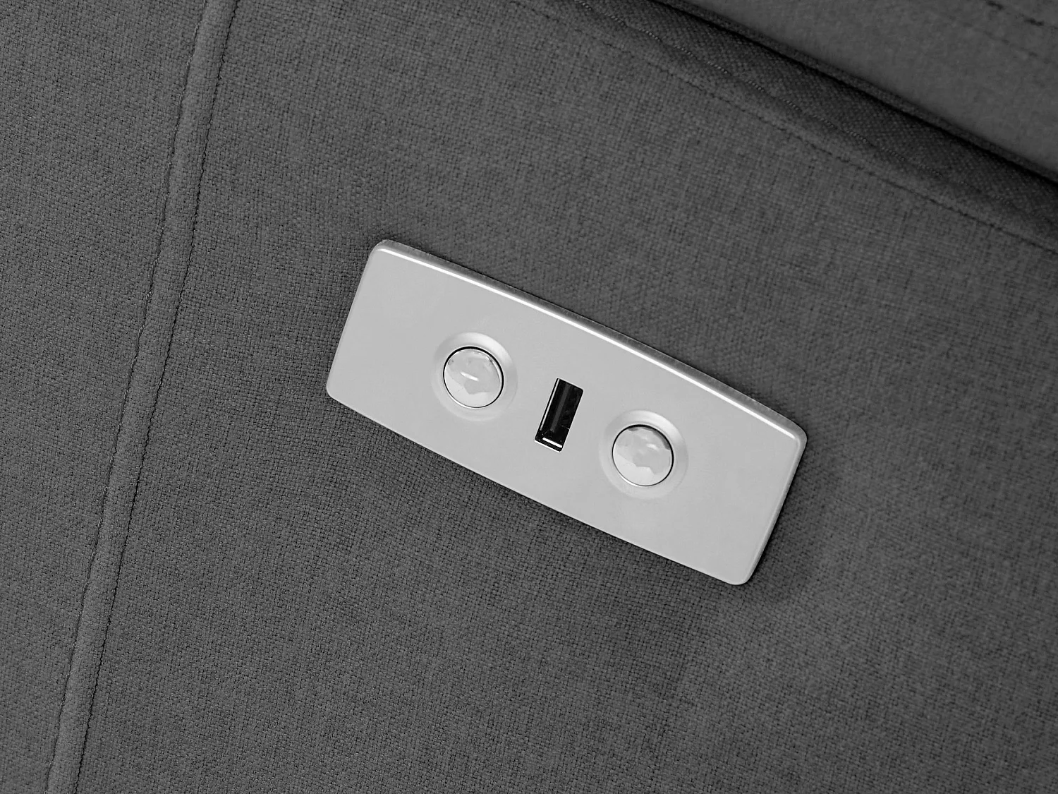 Rayland | Sofá Chaiselong 3 Lugares Esquerdo Elétrico