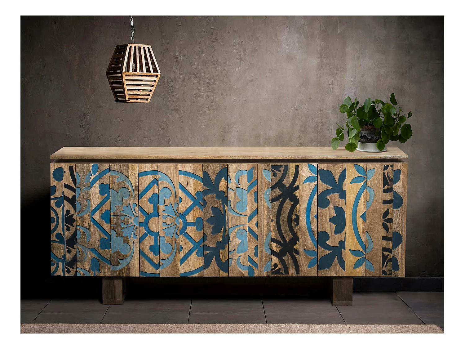 Layer | Credenza a quattro ante in legno massiccio
