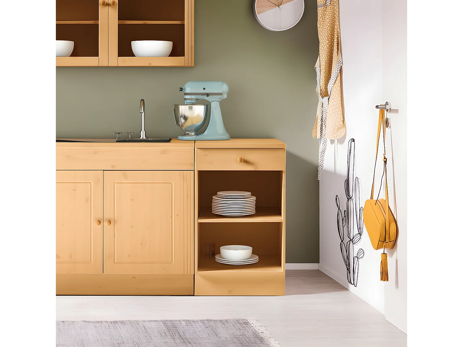 Anita | Armoire en pin Marron