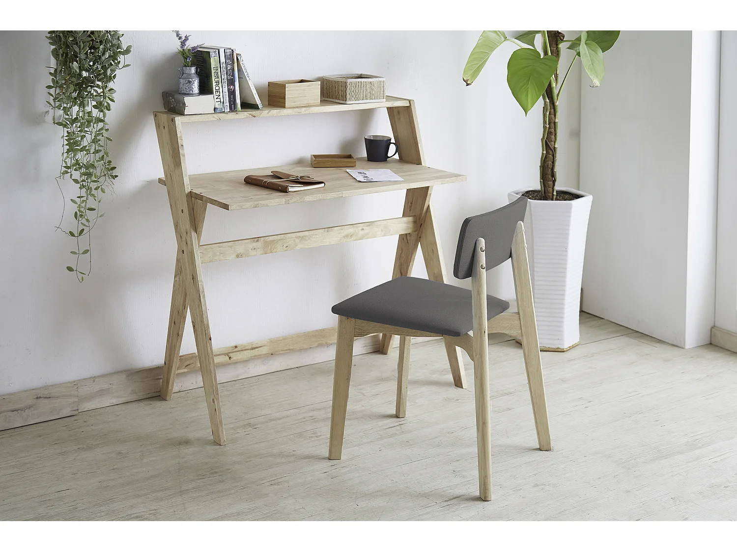 Mickey | Bureau + chaise Anthracite Nature