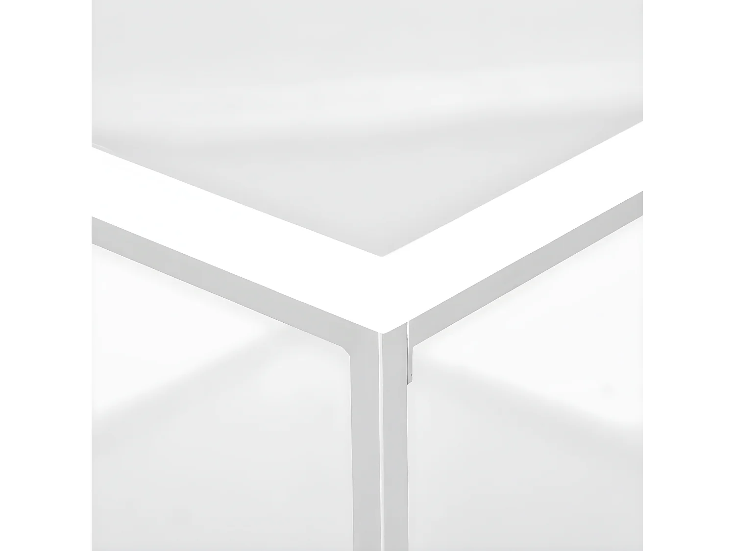 Table d'appoint Blanc et chrome 90 X 90 X 39.87 cm - Parlee
