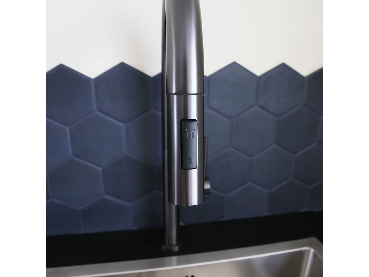 Portofino Mezclador de lavabo con teleducha en gris metalizado Essebagno