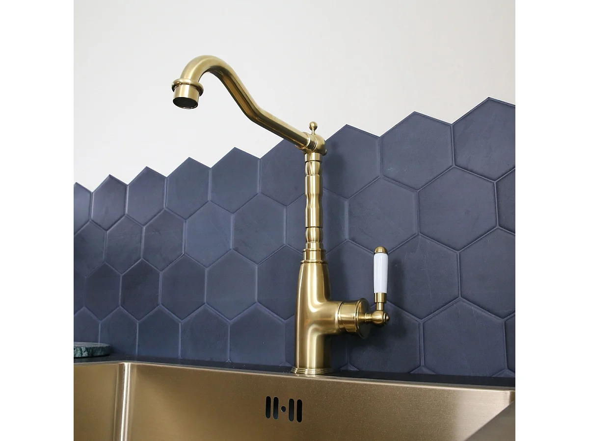 Leeds Spültischmischer gebürstetes Gold Essebagno