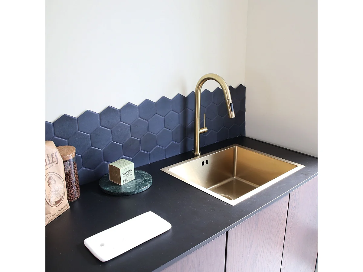 Portofino Miscelatore per lavabo con doccetta estraibile in oro spazzolato Essebagno