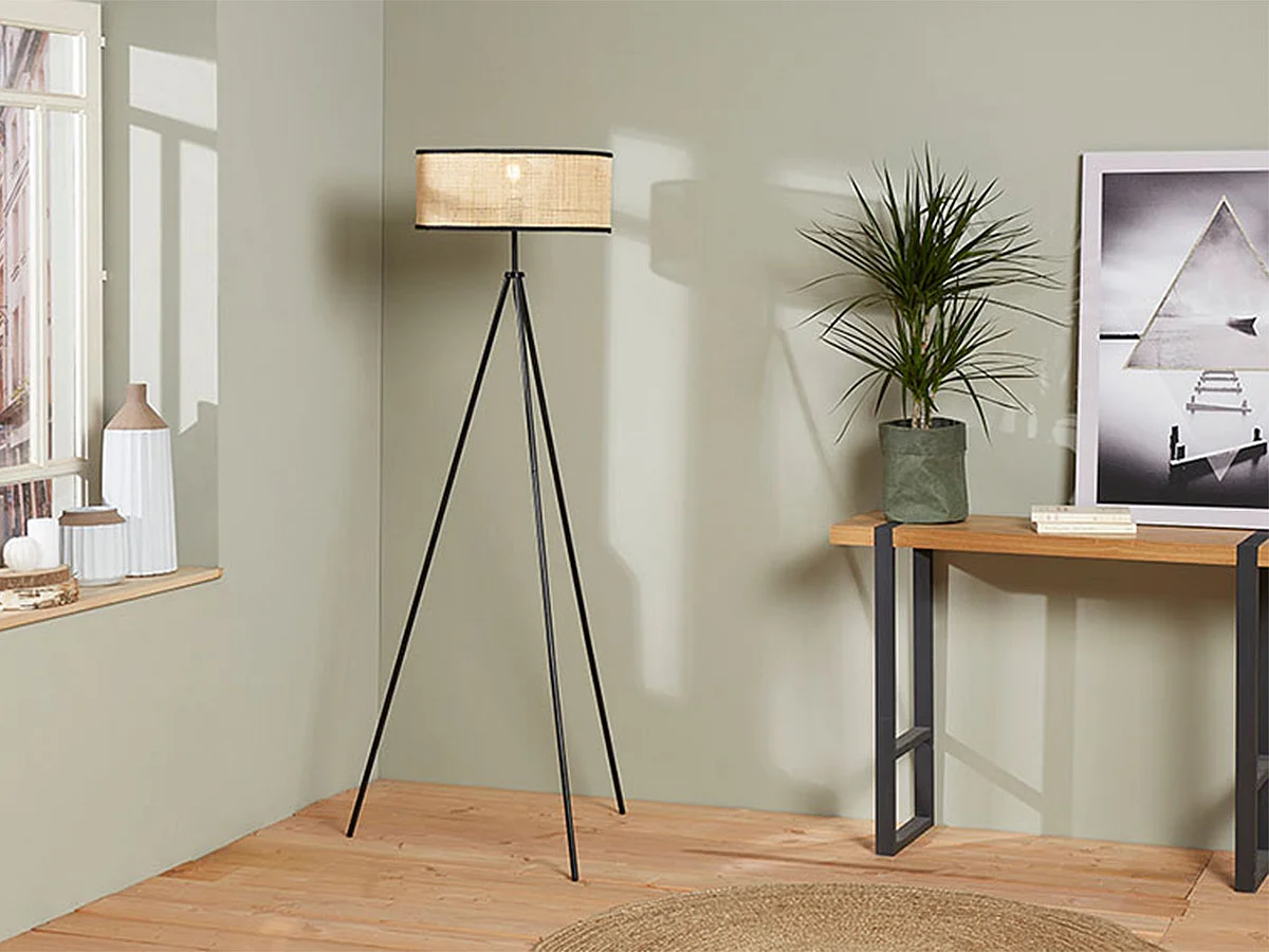 Lampadaire Trépied Yuca Noir - Ostaria