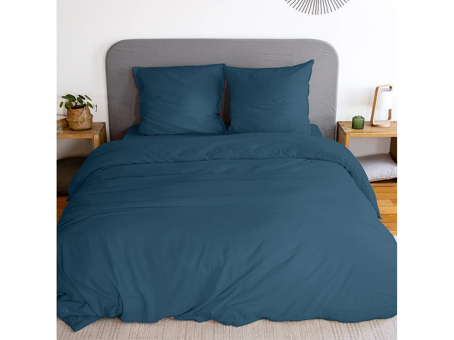 Parure 260x240 cm MILA polyester micro lavée bleu nuit 3 pièces