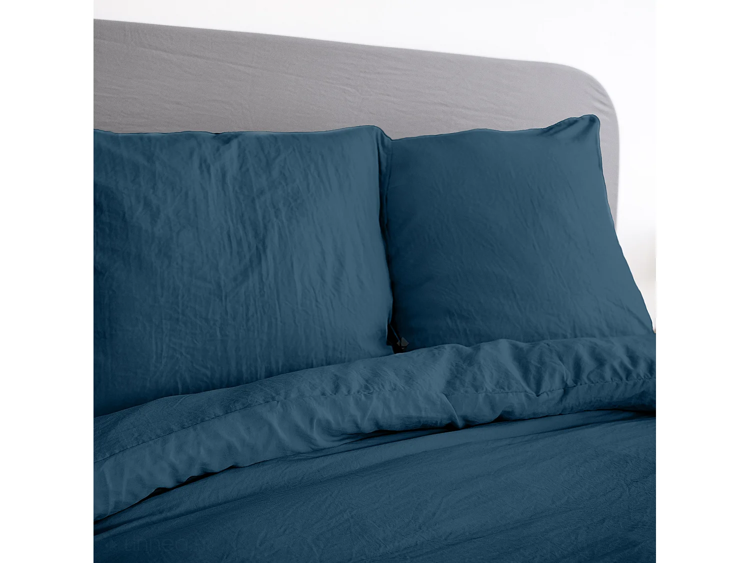 Parure 240x220 cm MILA polyester micro lavée bleu nuit 3 pièces