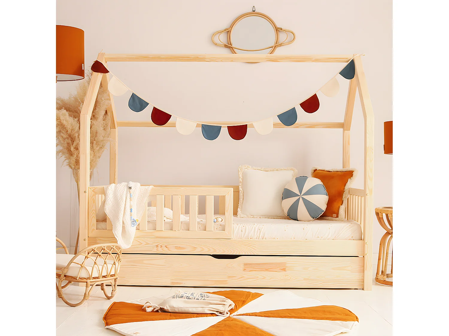 Lit cabane 90x190 barrière sommier et tiroir inclus Daisy Bois