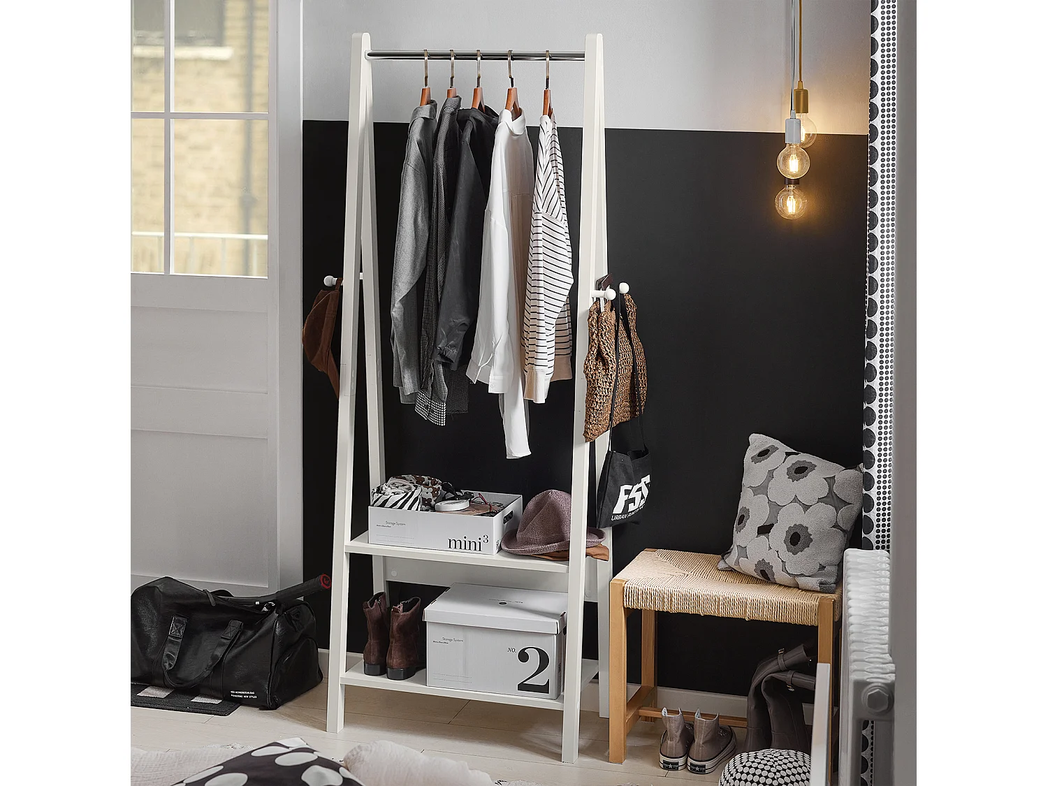 SoBuy guardaroba, appendiabiti con due ripiani colore: bianco FRG59-W