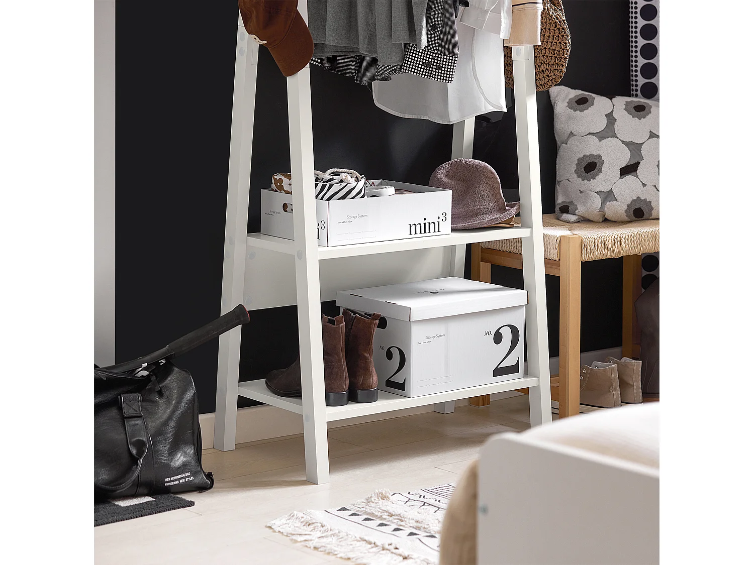 SoBuy guardaroba, appendiabiti con due ripiani colore: bianco FRG59-W