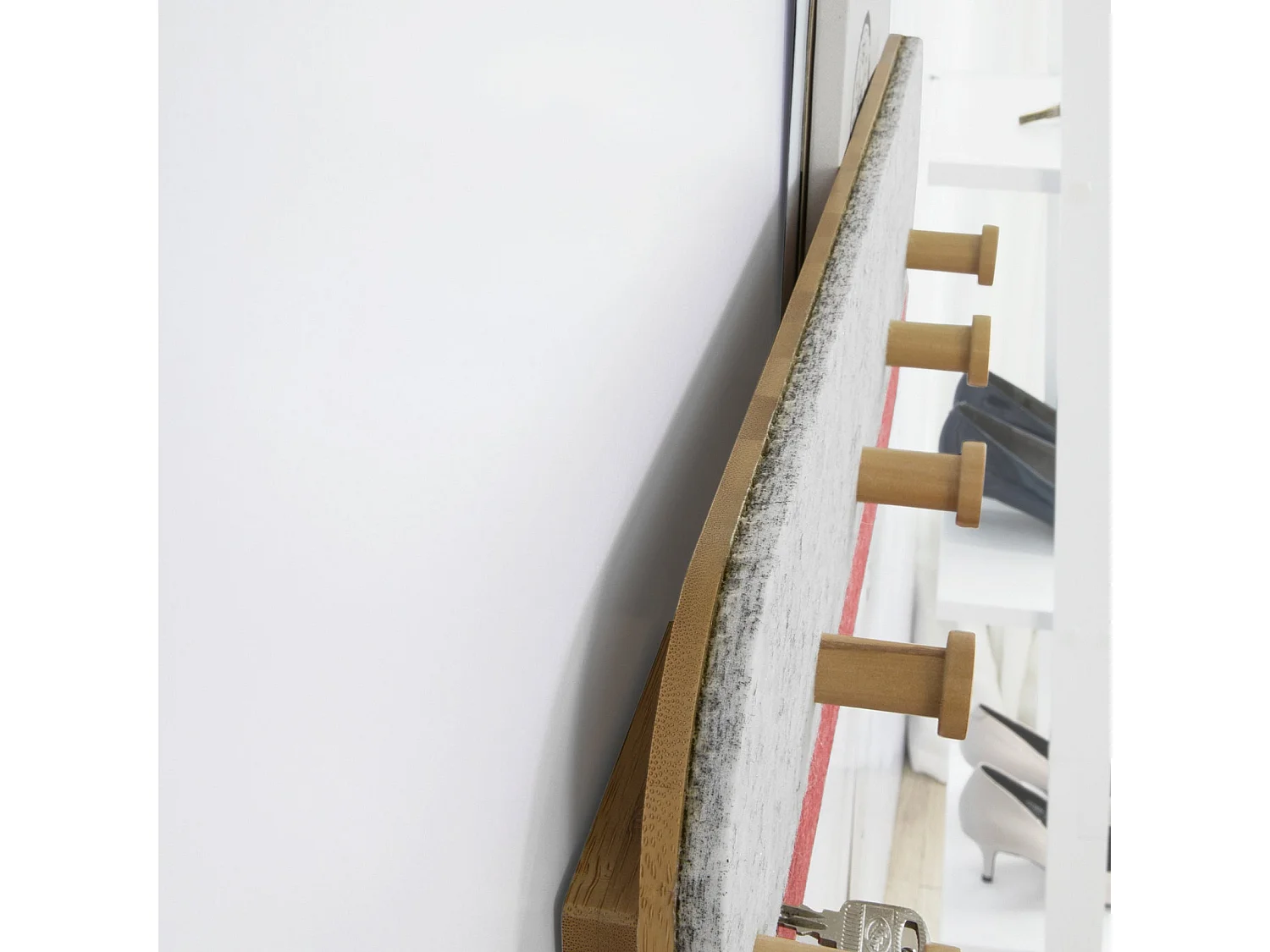 Półka na ścianę z 5 haczykami, Wieszak FHK16-R