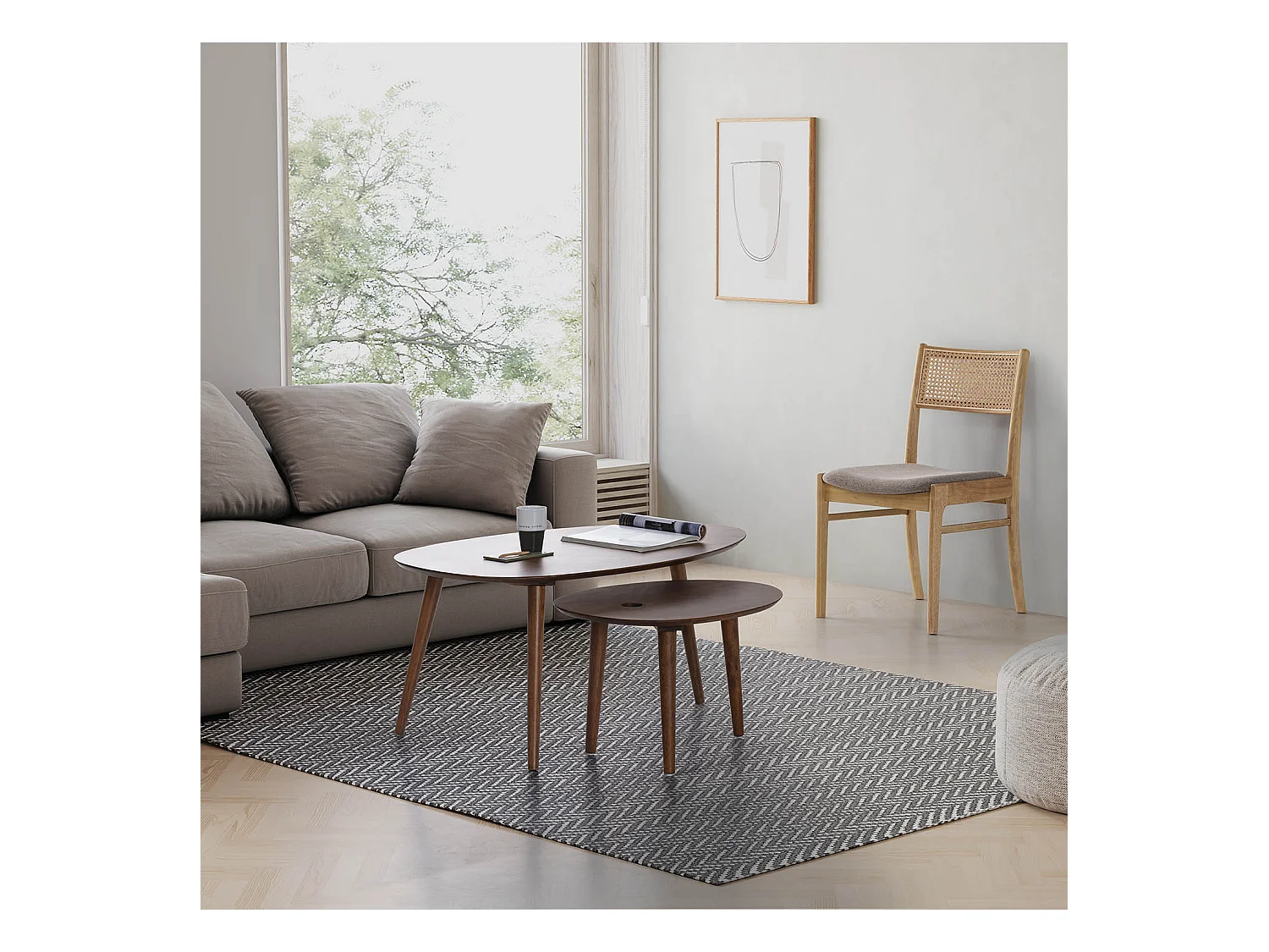Set de 2 tables basses Eclipse couleur noyer, bois massif