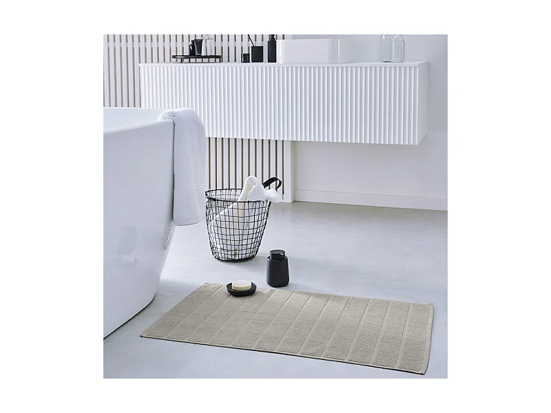 100% katoenen badmat, 700 grams m2. Beige